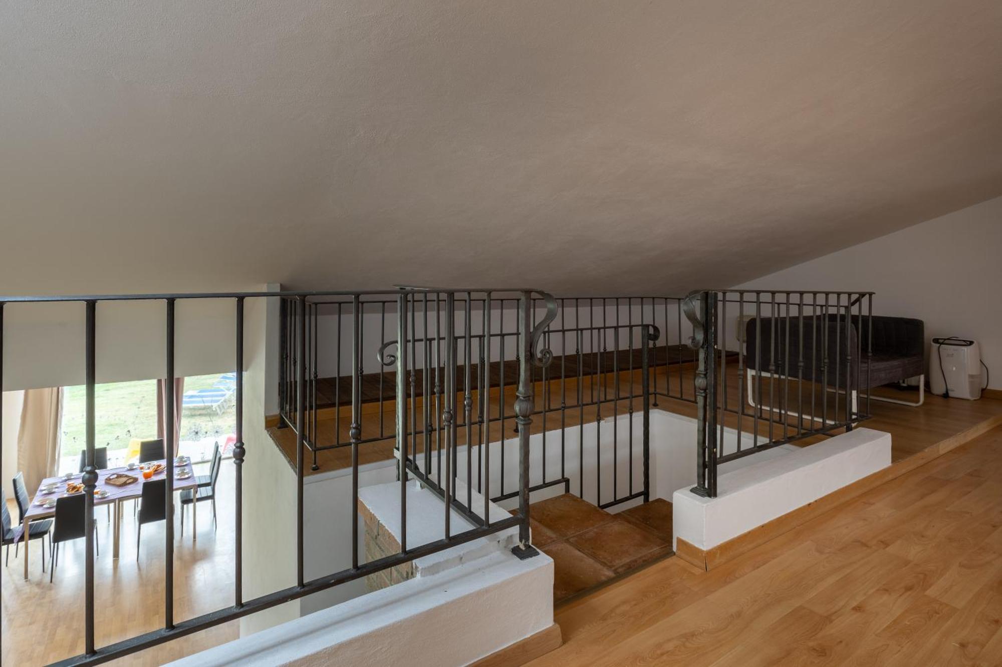 - In Collina Vista Mare Con Piscina Privata Villa Castiglioncello