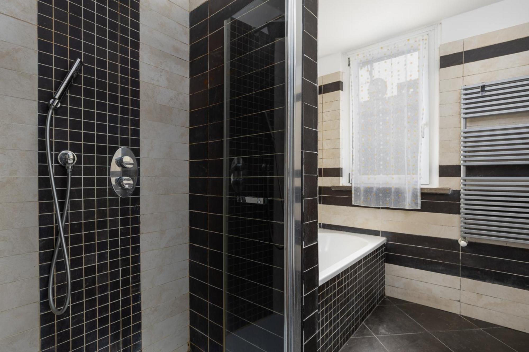 - In Collina Vista Mare Con Piscina Privata *